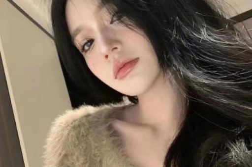网红黄一鸣账号被封：从自曝未婚生女到遛狗冲突网红生涯大翻车
