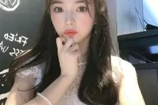290万粉丝网红林思琪被曝晒出千万假捐款凭证1047万里仅47万是自己的钱千万来自两名粉丝